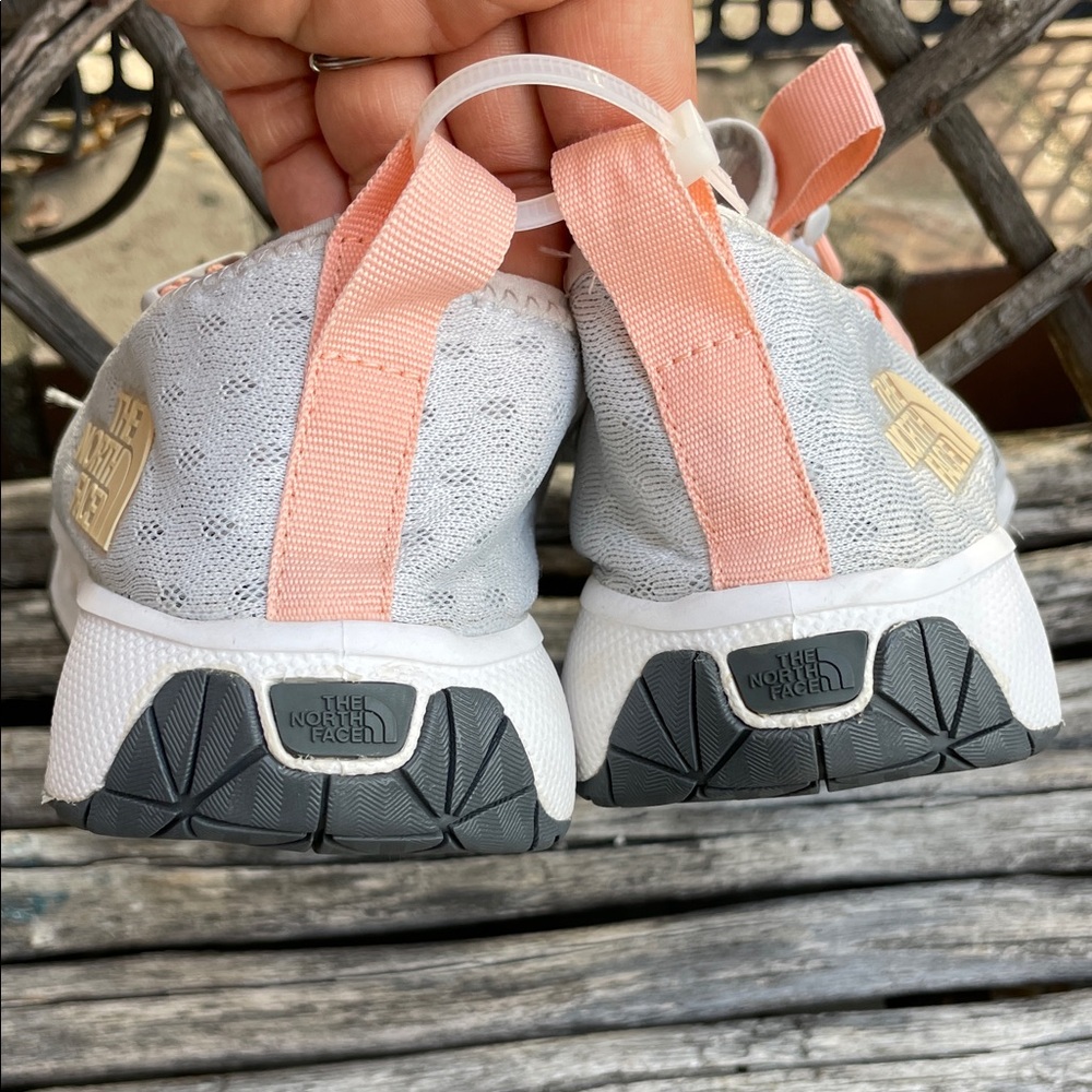 The North Face Women's Light Gray and Peach Athletic Water Shoes - Picture 6 of 8